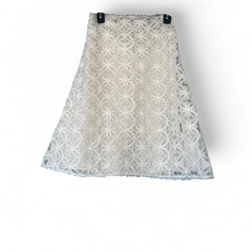 WeWoreWhat Lattice Lace white flower applique lace A-line knee length skirt Sz 2